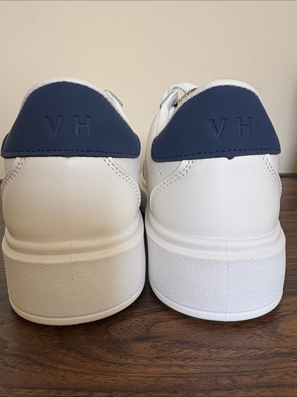 New Vintage Havana Sneakers - Picture 3 of 6